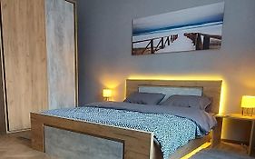 Apartments By Pa